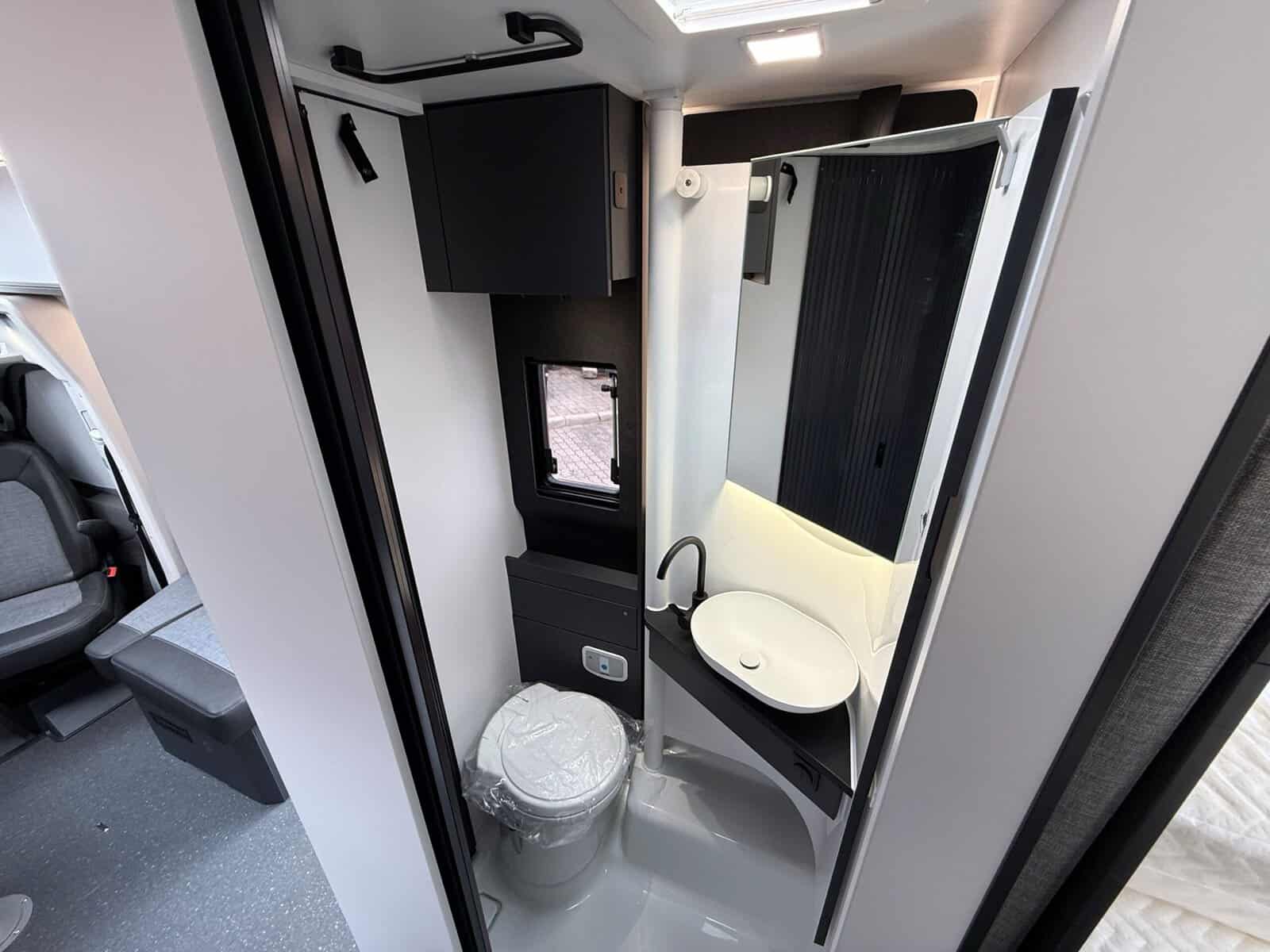 Adria Compact Max DL, zdjęcie 13