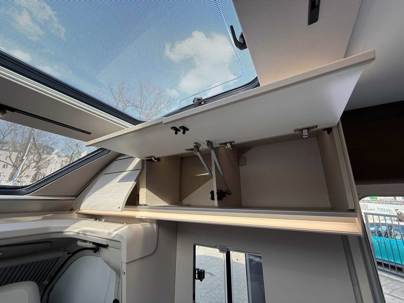Adria Coral 670 DC Supreme, zdjęcie 12