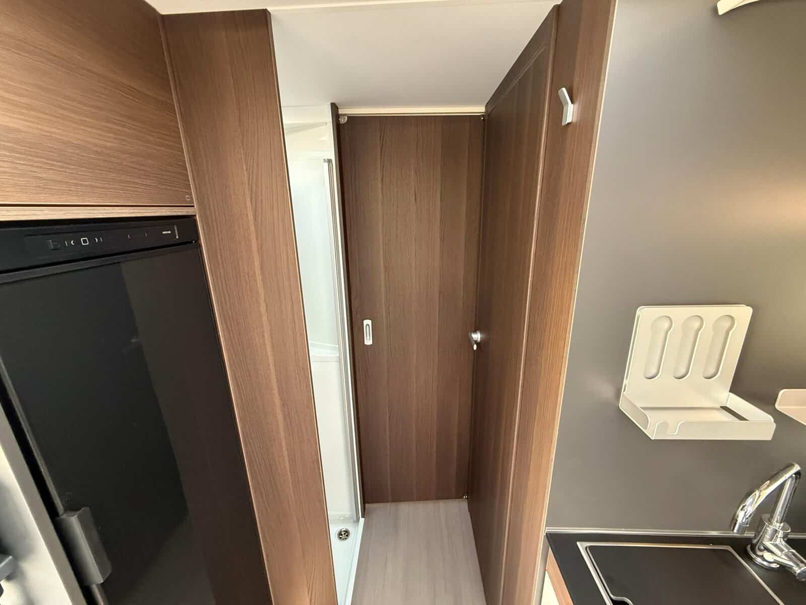 Adria Coral 670 DC Supreme, zdjęcie 14