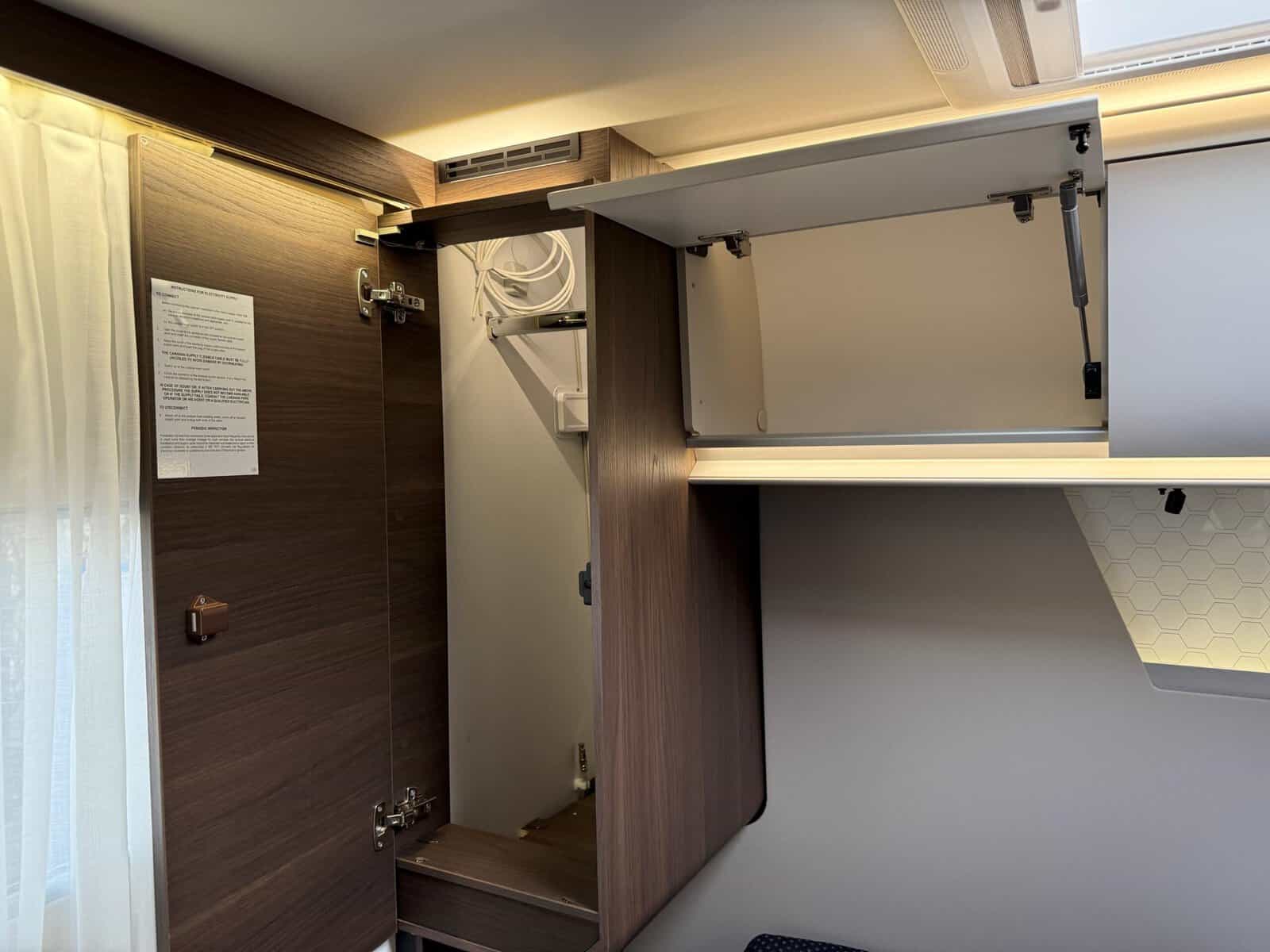 Adria Coral 670 DC Supreme, zdjęcie 19
