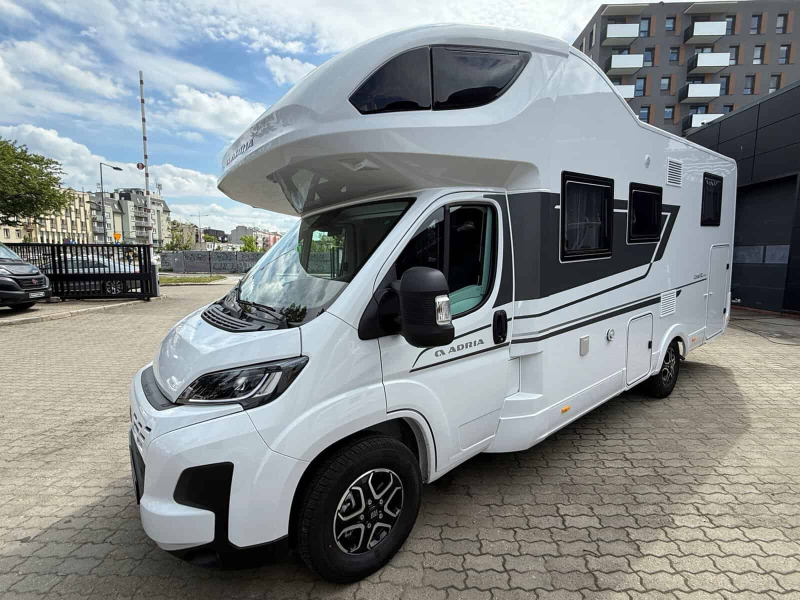Adria Coral XL 660 SL, zdjęcie 4