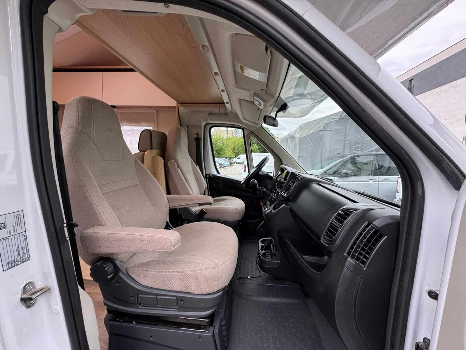 LMC Tourer A690 Foxes in Eden Editon, zdjęcie 23